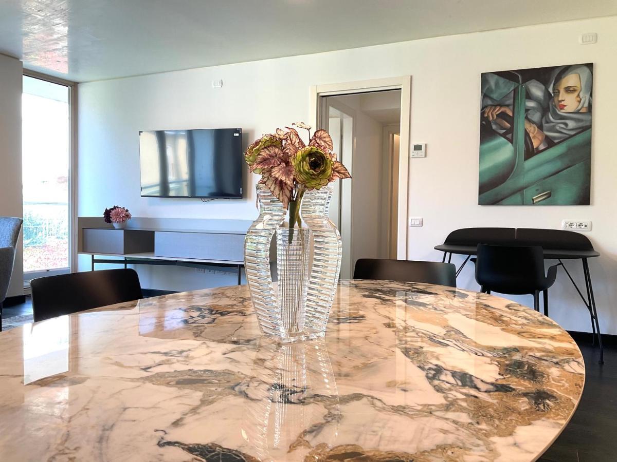 Grand Apartment Sissi Триест Екстериор снимка