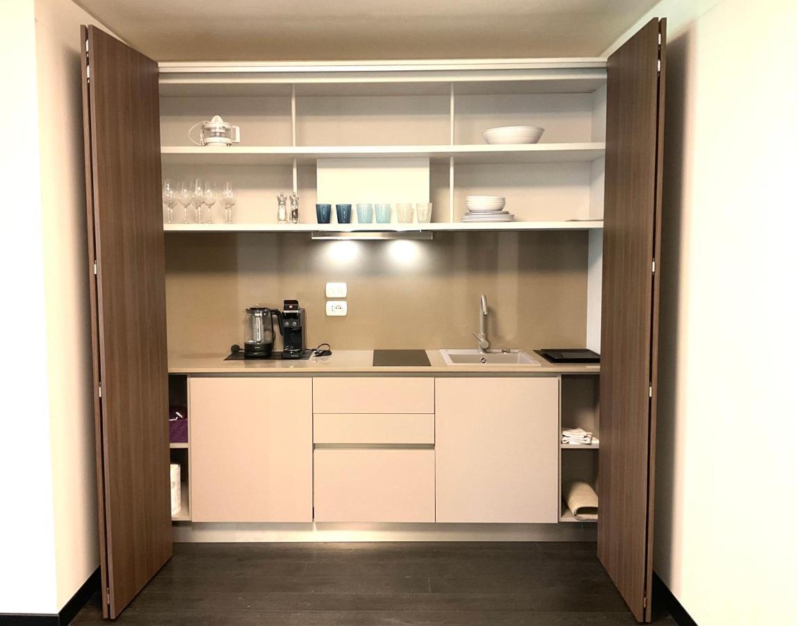 Grand Apartment Sissi Триест Екстериор снимка