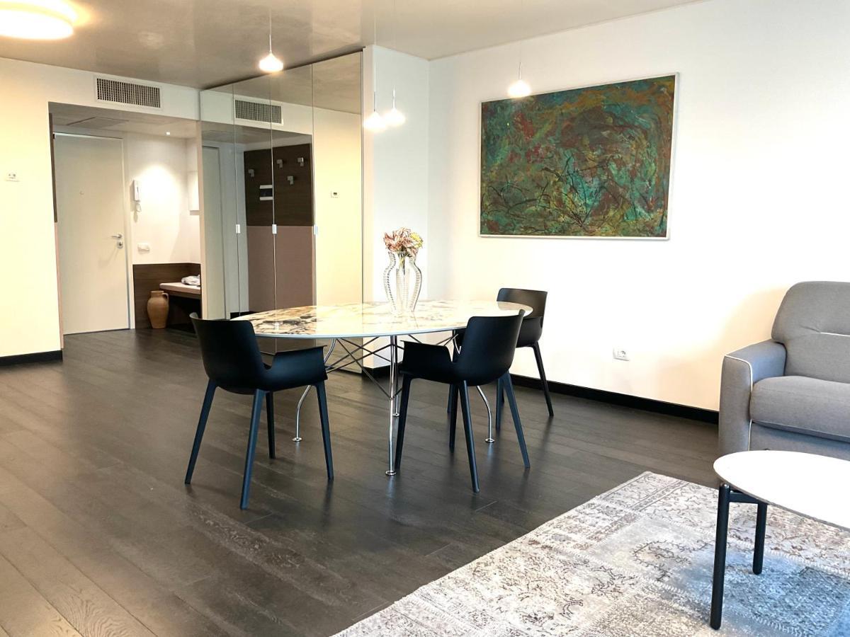 Grand Apartment Sissi Триест Екстериор снимка