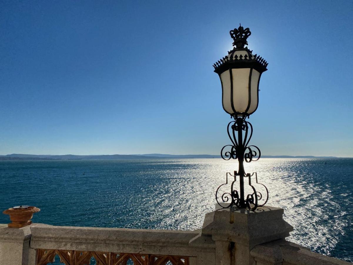 Grand Apartment Sissi Триест Екстериор снимка